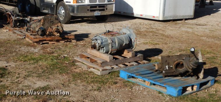 image for item JI9257 (8) transmissions