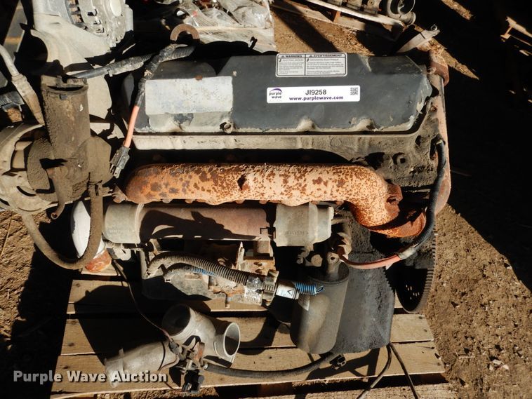 image for item JI9258 (2) International B235 engines