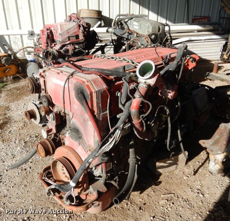 image for item JI9260 2004 Cummins ISX 450ST  engine