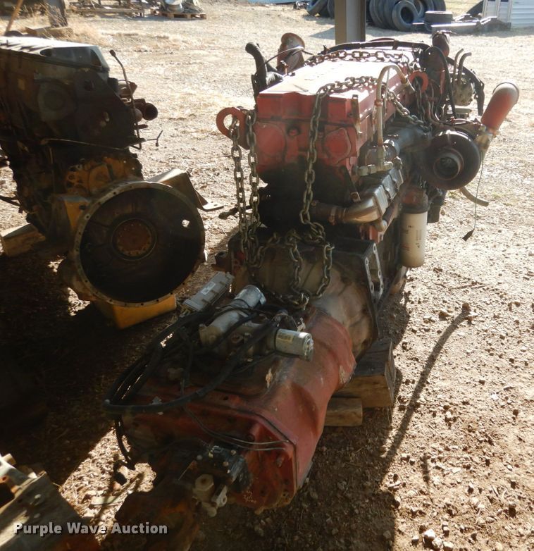 image for item JI9260 2004 Cummins ISX 450ST  engine