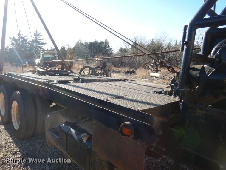 image for item JJ9784 1978 International  winch truck