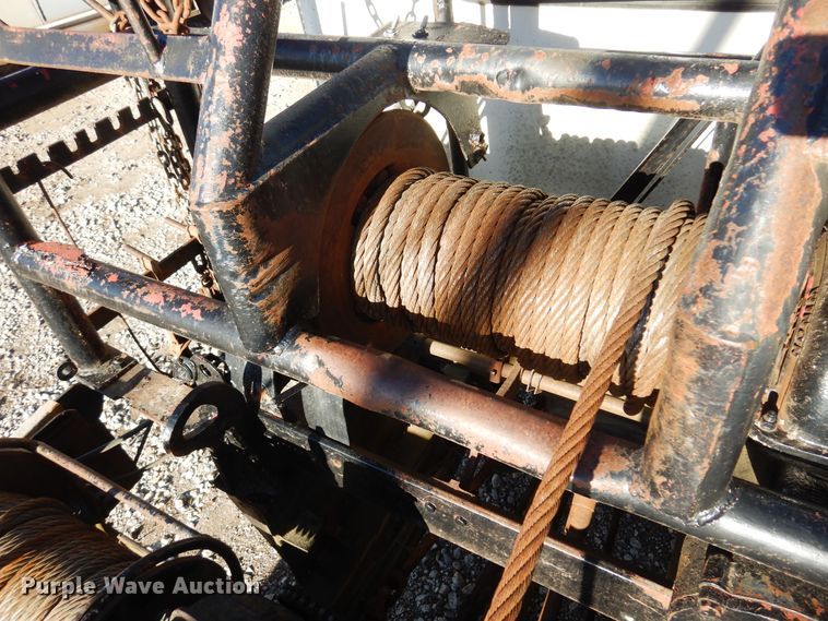 image for item JJ9784 1978 International  winch truck