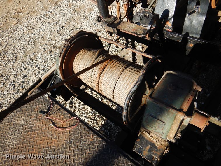 image for item JJ9784 1978 International  winch truck