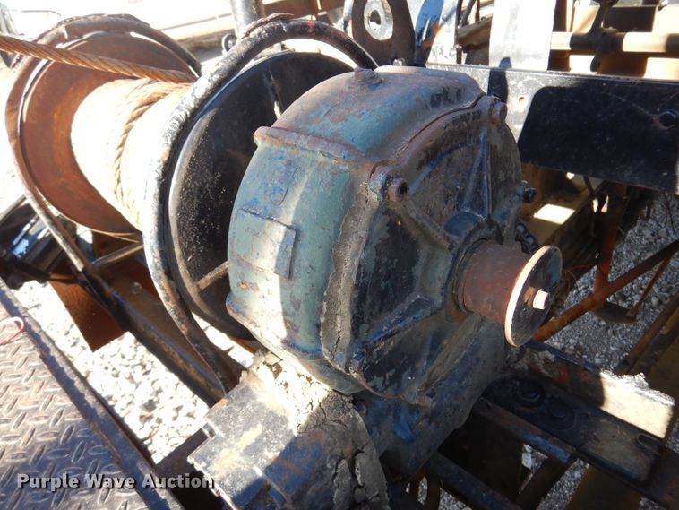 image for item JJ9784 1978 International  winch truck