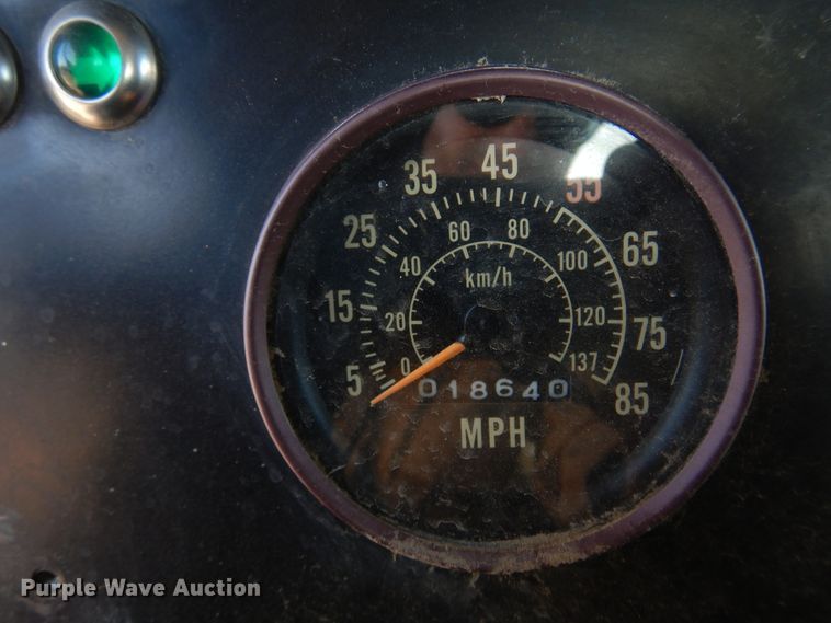 image for item JJ9784 1978 International  winch truck