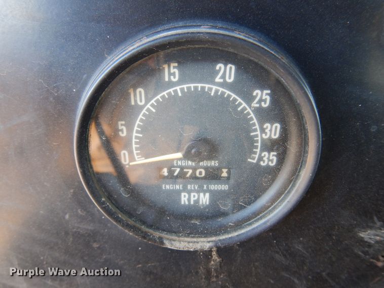 image for item JJ9784 1978 International  winch truck