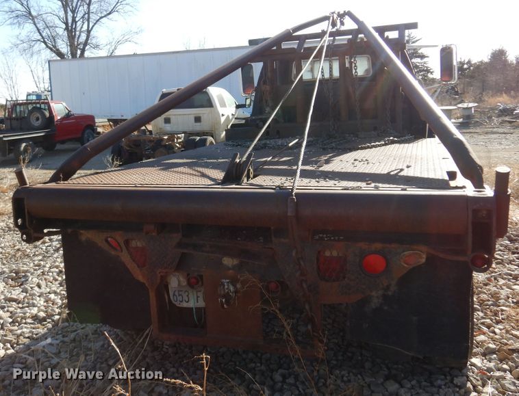 image for item JJ9786 1985 Chevrolet C7500  winch truck