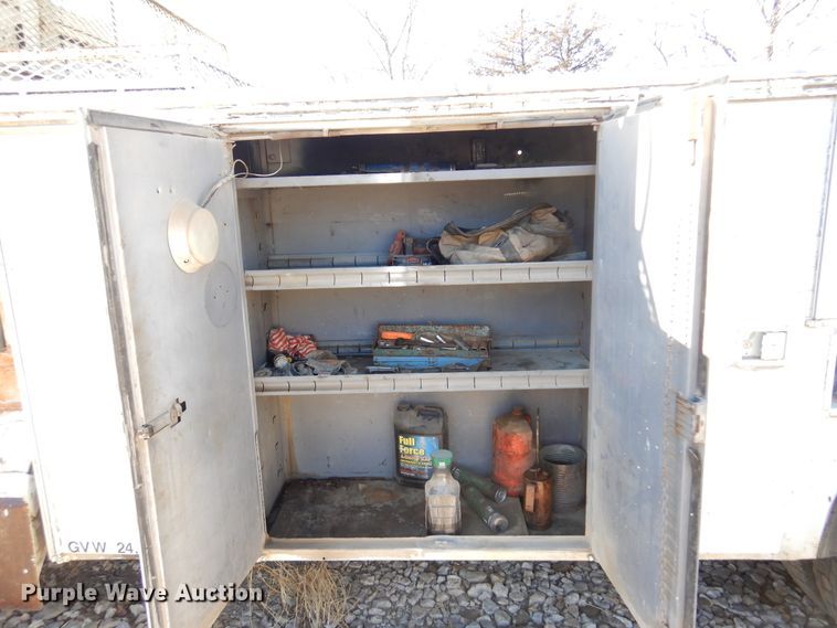 image for item JJ9790 1989 Chevrolet C7500  digger derrick truck