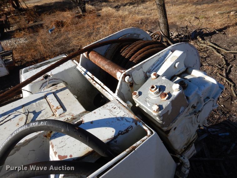 image for item JJ9790 1989 Chevrolet C7500  digger derrick truck