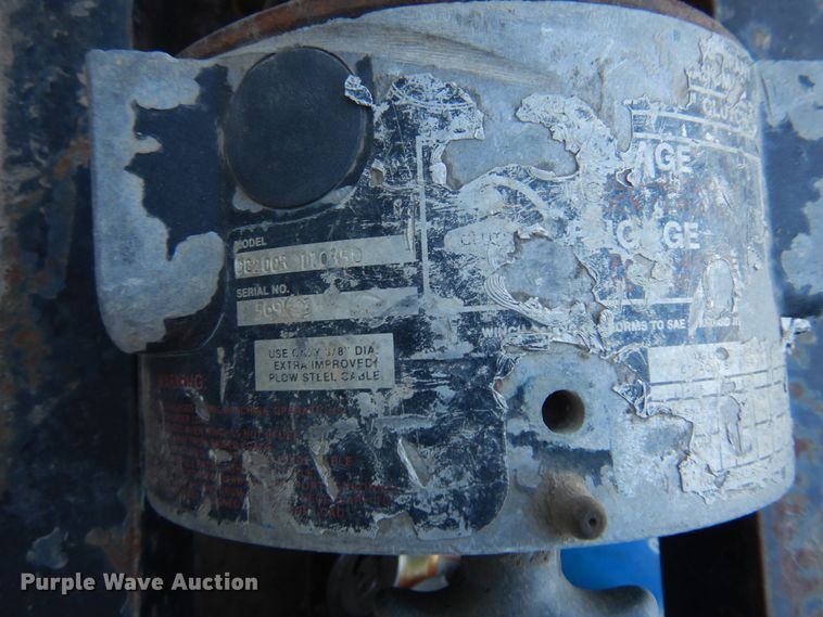 image for item JJ9832 1997 GMC C7500  flatbed truck