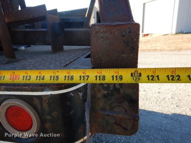 image for item JJ9832 1997 GMC C7500  flatbed truck