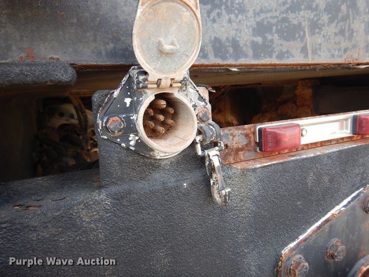 image for item JJ9853 2007 International 4300  bucket truck