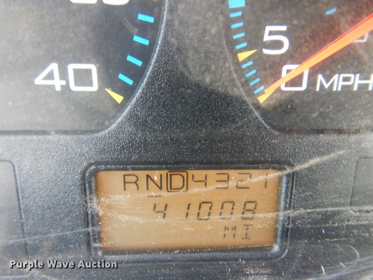 image for item JJ9853 2007 International 4300  bucket truck