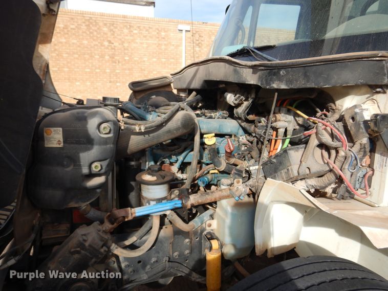 image for item JJ9853 2007 International 4300  bucket truck