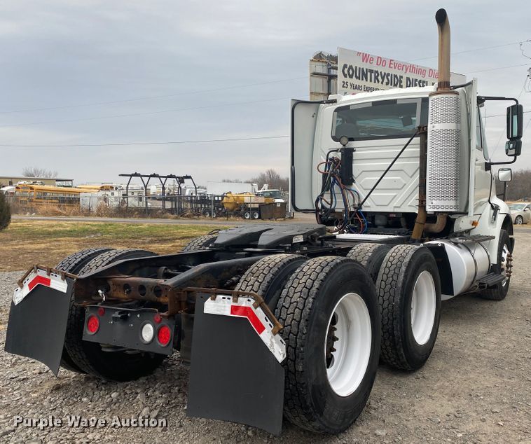 image for item JN9116 2012 International TranStar 8500  semi truck