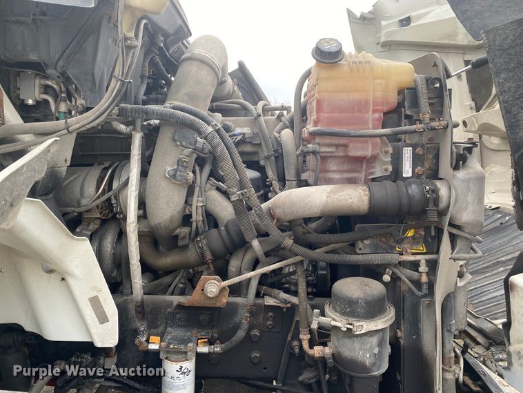 image for item JN9116 2012 International TranStar 8500  semi truck