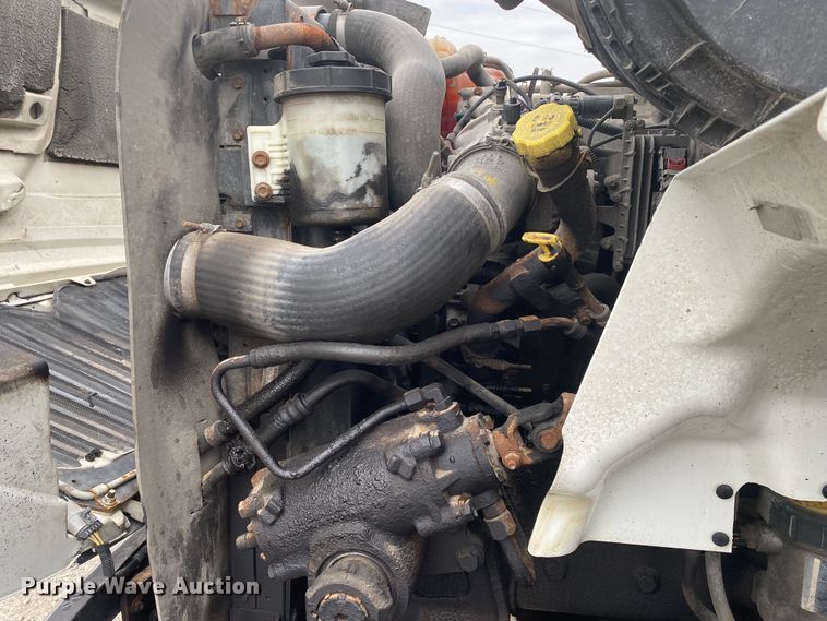 image for item JN9116 2012 International TranStar 8500  semi truck