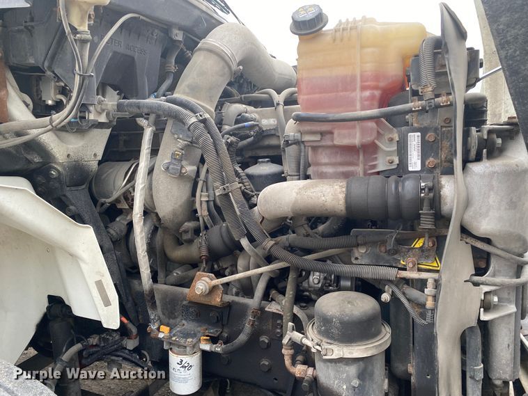 image for item JN9116 2012 International TranStar 8500  semi truck