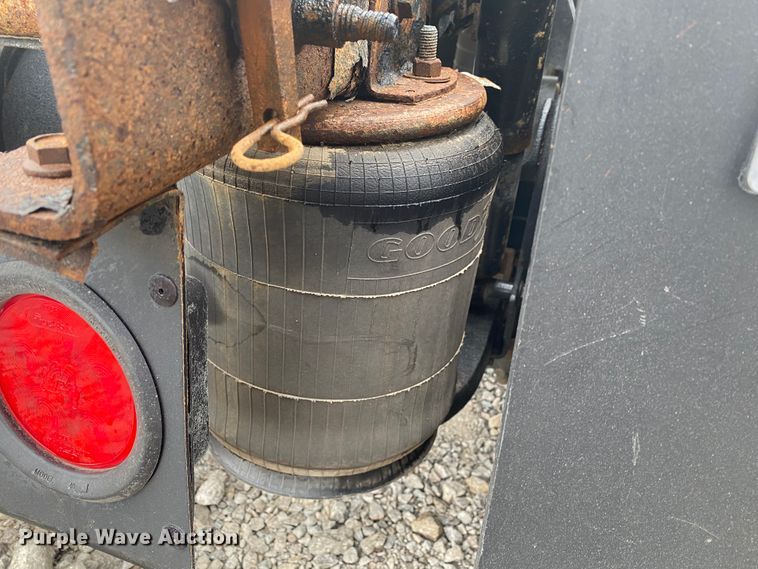 image for item JN9116 2012 International TranStar 8500  semi truck