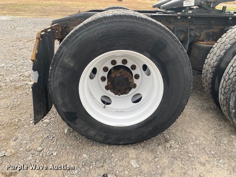 image for item JN9116 2012 International TranStar 8500  semi truck