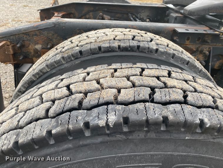 image for item JN9116 2012 International TranStar 8500  semi truck