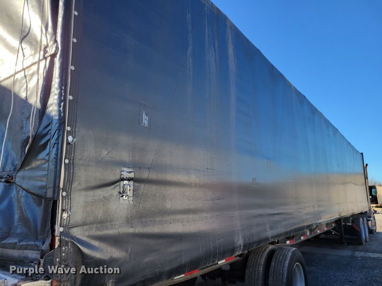 image for item KH9919 2007 Utility FS2CHA  flatbed trailer