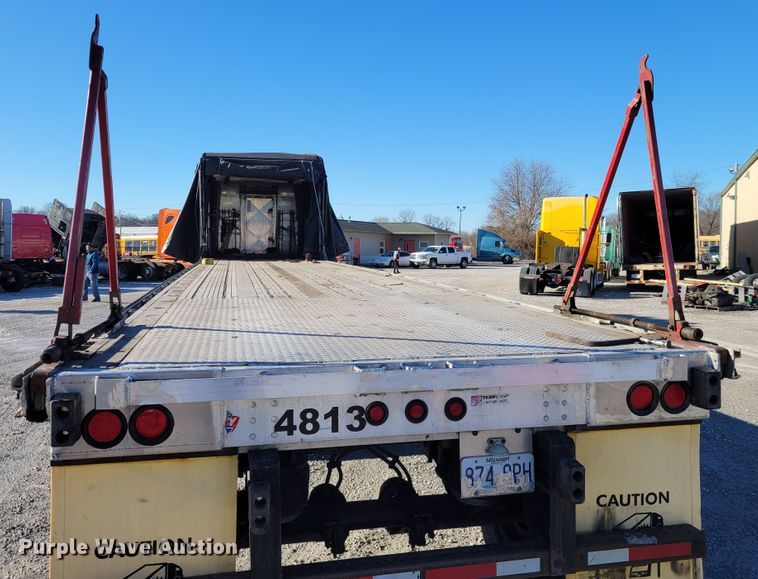 image for item KH9919 2007 Utility FS2CHA  flatbed trailer
