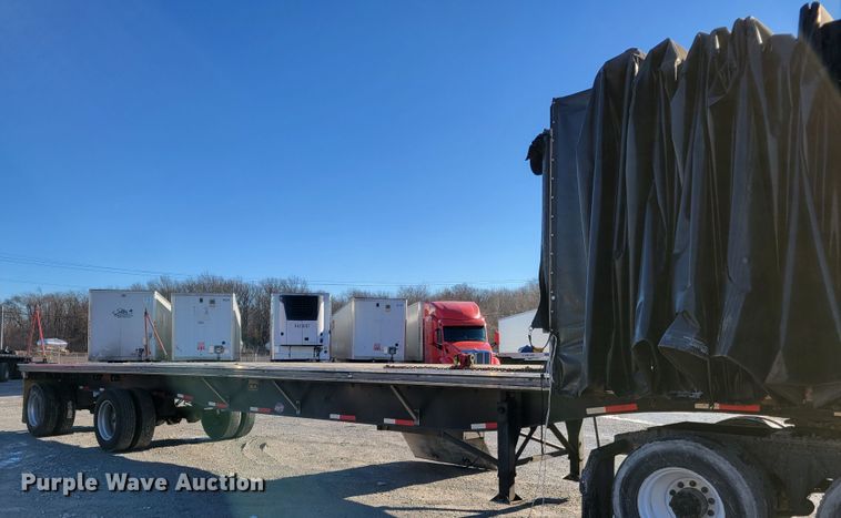 image for item KH9919 2007 Utility FS2CHA  flatbed trailer