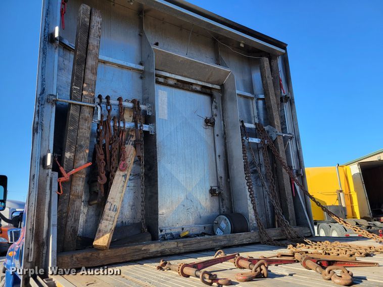 image for item KH9919 2007 Utility FS2CHA  flatbed trailer