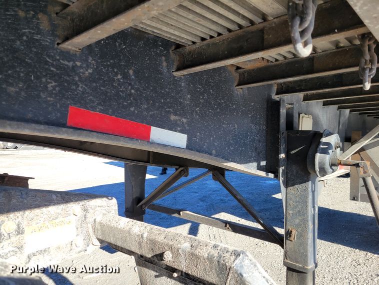 image for item KH9919 2007 Utility FS2CHA  flatbed trailer