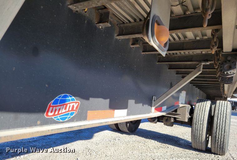 image for item KH9919 2007 Utility FS2CHA  flatbed trailer