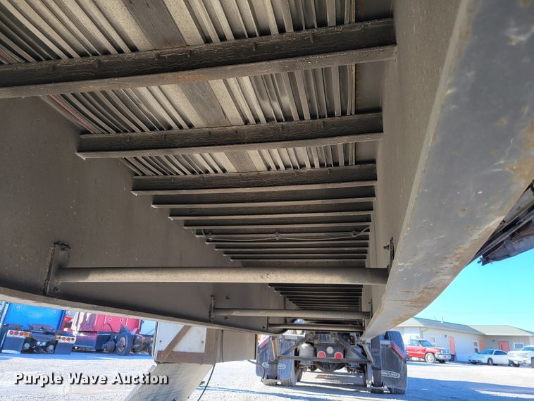 image for item KH9919 2007 Utility FS2CHA  flatbed trailer