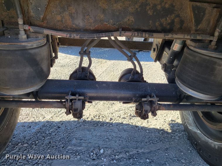 image for item KH9919 2007 Utility FS2CHA  flatbed trailer