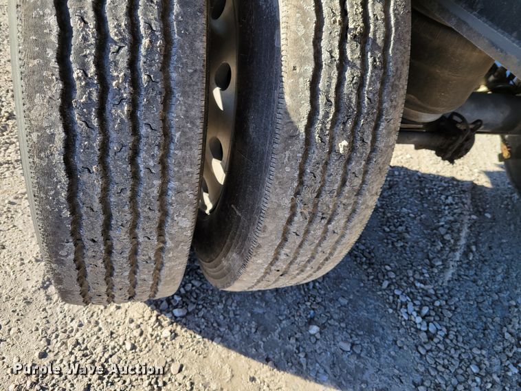 image for item KH9919 2007 Utility FS2CHA  flatbed trailer