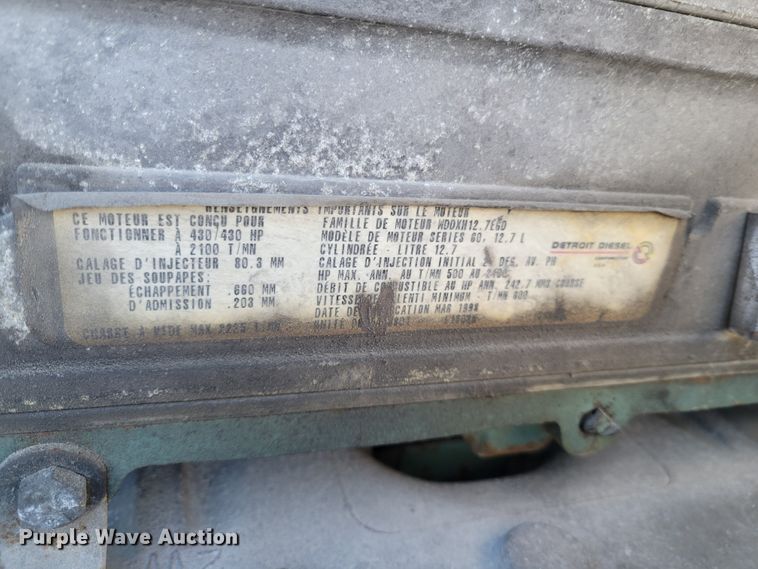 image for item KH9921 1998 Volvo VN  semi truck