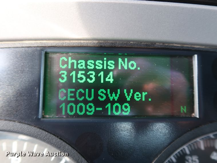 image for item KY9723 2012 Kenworth T800  semi truck