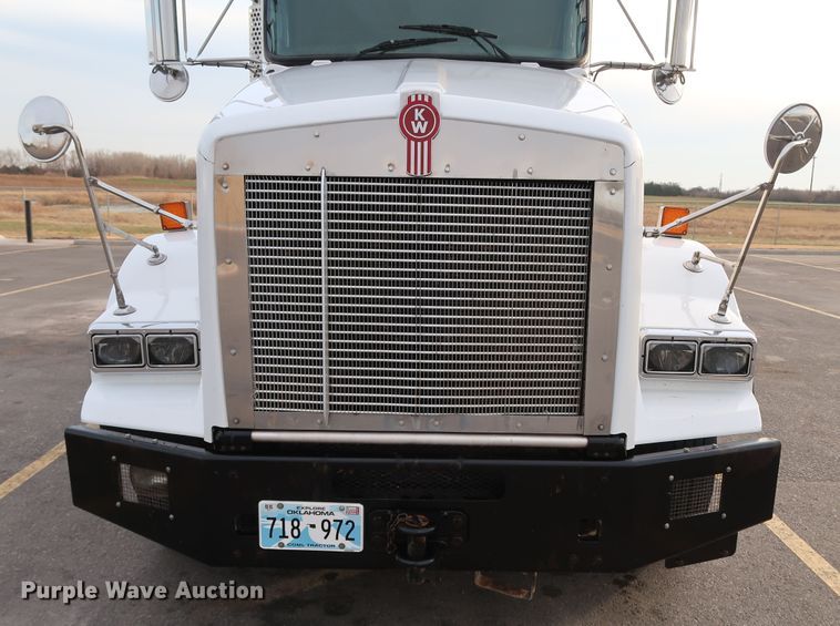 image for item KY9723 2012 Kenworth T800  semi truck