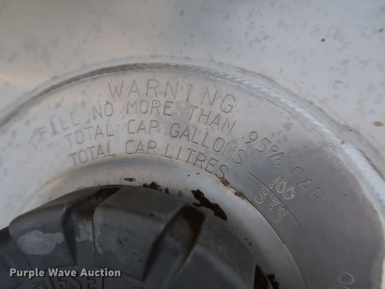 image for item KY9723 2012 Kenworth T800  semi truck