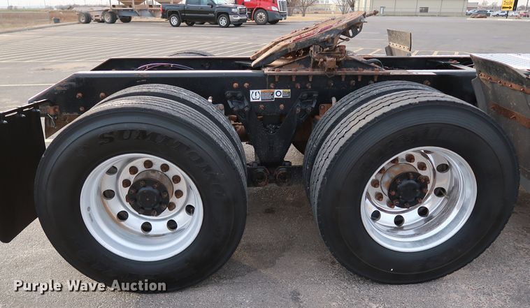 image for item KY9723 2012 Kenworth T800  semi truck