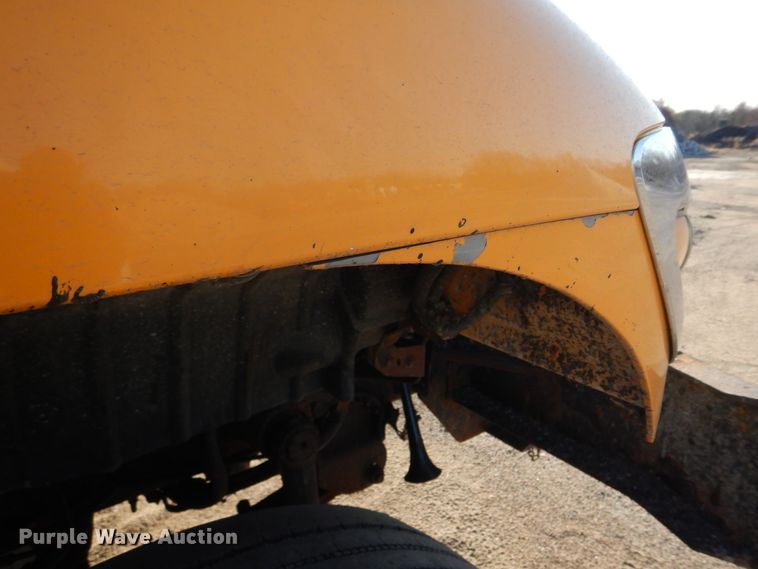 image for item DH8128 2011 International WorkStar 7400  dump truck