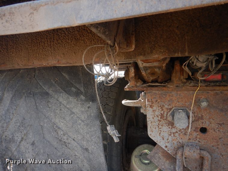 image for item DH8128 2011 International WorkStar 7400  dump truck