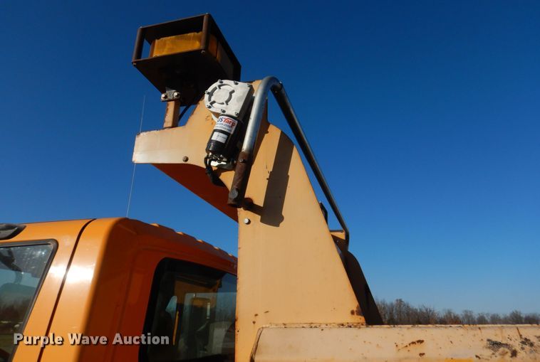 image for item DH8128 2011 International WorkStar 7400  dump truck