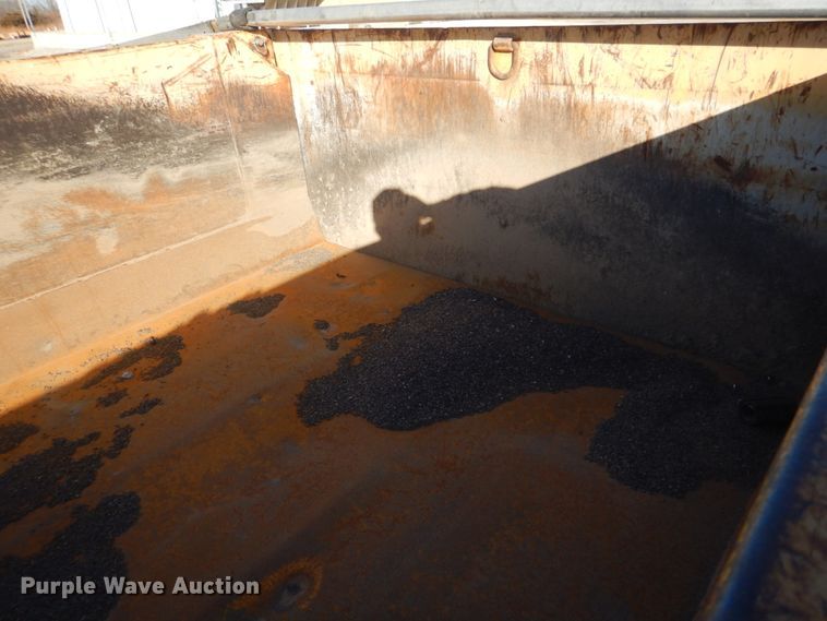 image for item DH8128 2011 International WorkStar 7400  dump truck