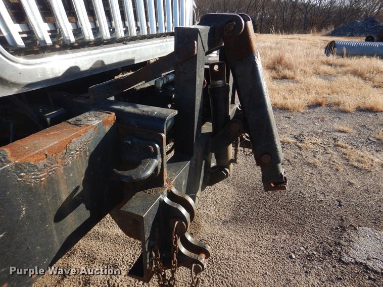 image for item DH8128 2011 International WorkStar 7400  dump truck