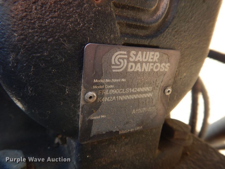 image for item DH8128 2011 International WorkStar 7400  dump truck