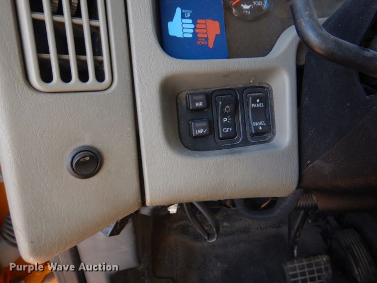 image for item DH8128 2011 International WorkStar 7400  dump truck