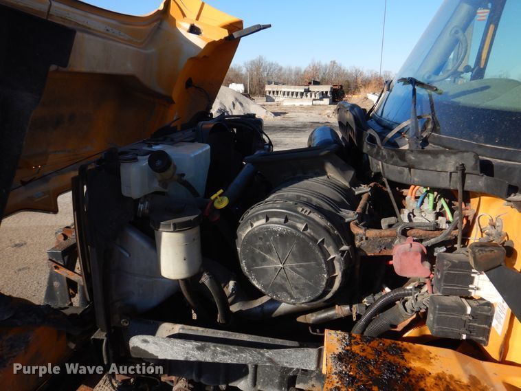 image for item DH8128 2011 International WorkStar 7400  dump truck