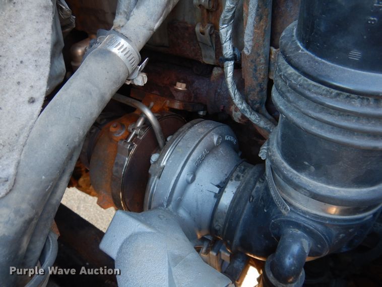 image for item DH8128 2011 International WorkStar 7400  dump truck