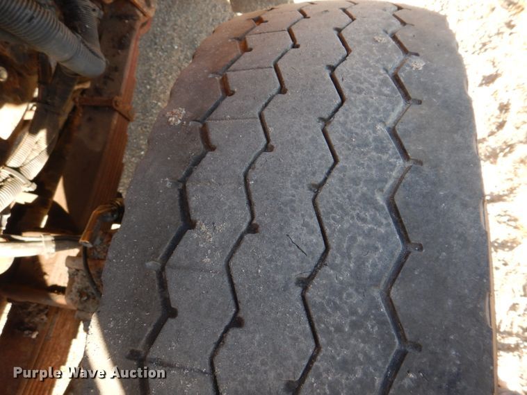 image for item DH8128 2011 International WorkStar 7400  dump truck