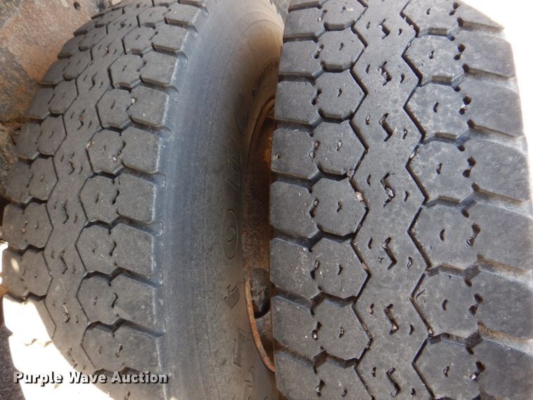 image for item DH8128 2011 International WorkStar 7400  dump truck